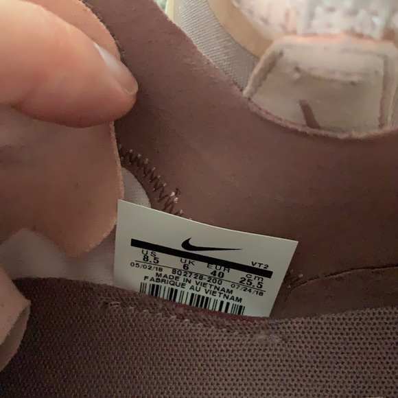 Nike React Sneakers - Picture 4 of 4